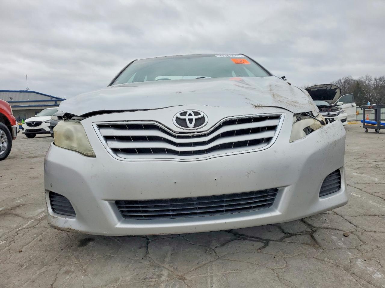 2011 TOYOTA CAMRY BASE photo 5