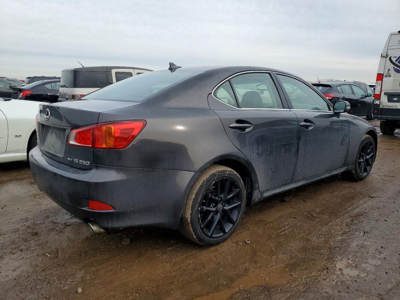 2010 LEXUS IS 250 photo 3