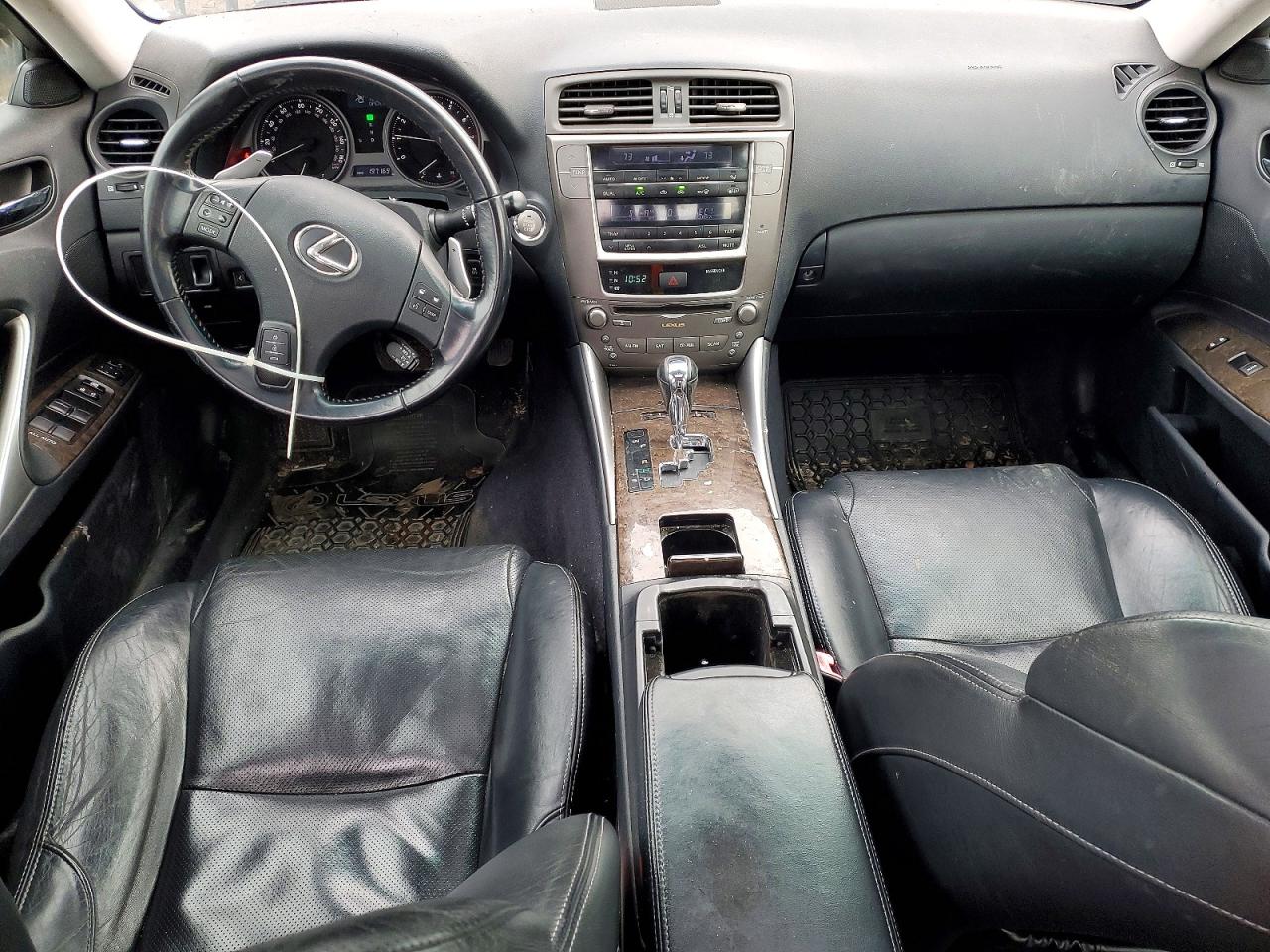 2010 LEXUS IS 250 photo 8