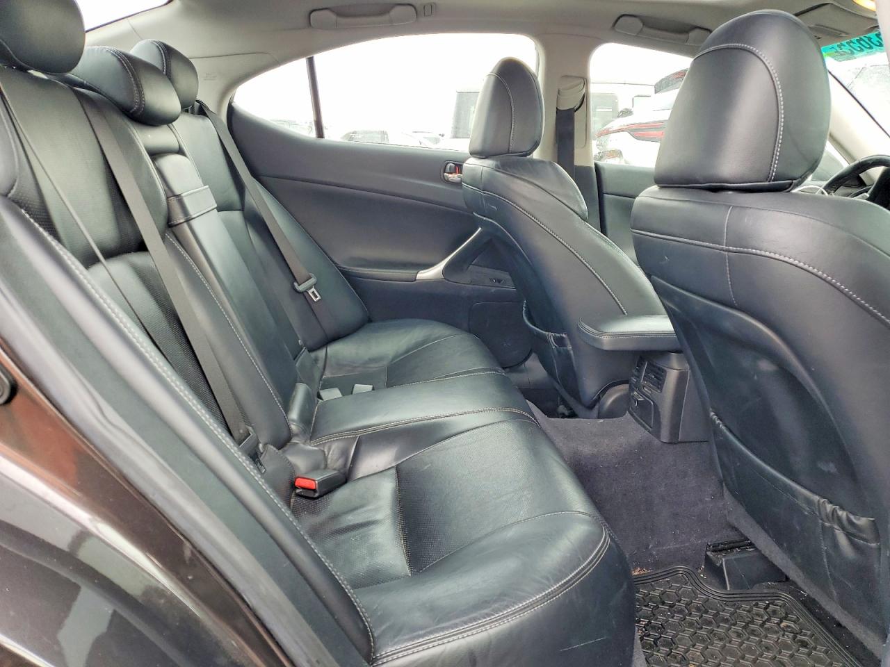 2010 LEXUS IS 250 photo 10