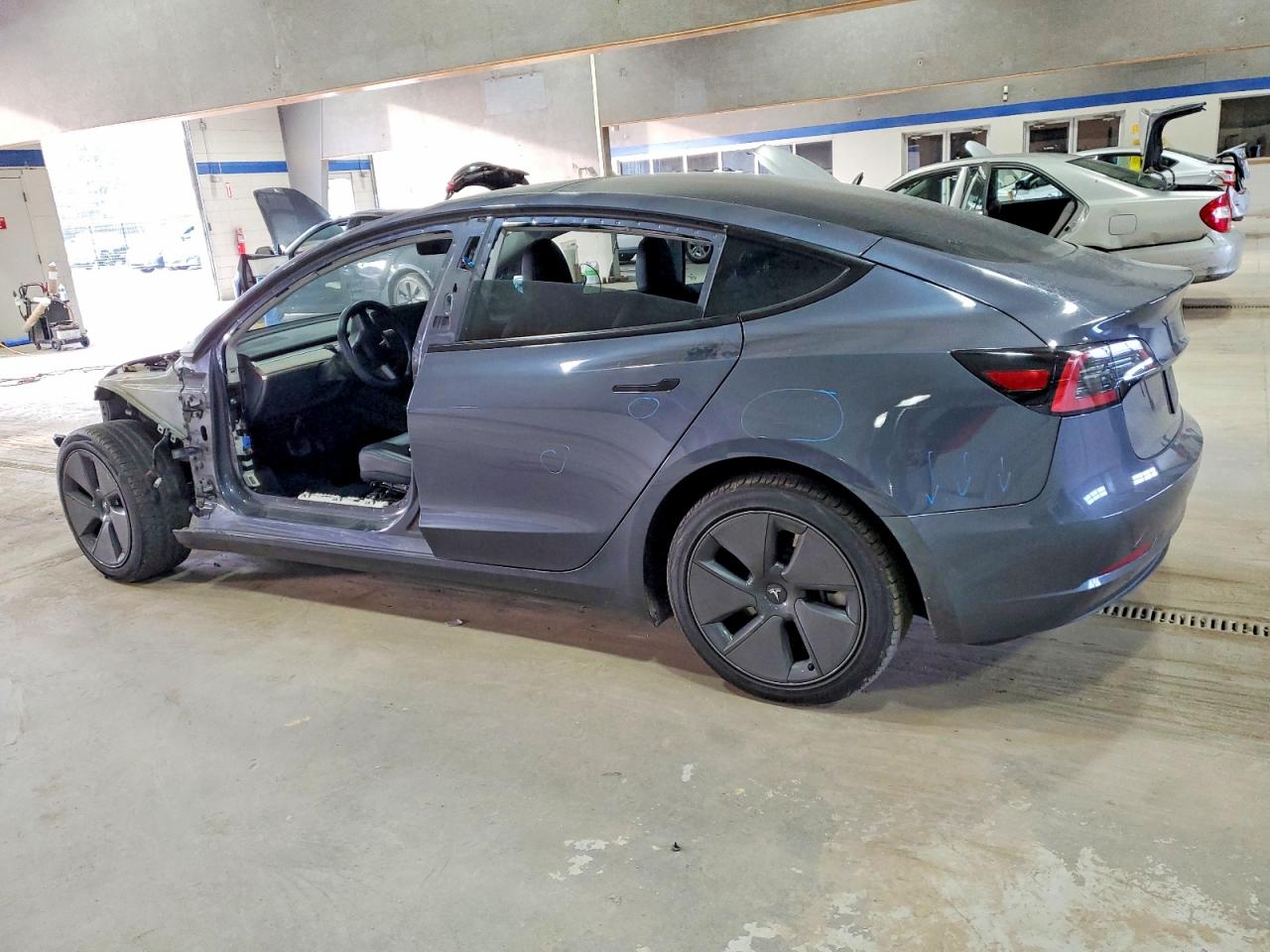 2023 TESLA MODEL 3 photo 2