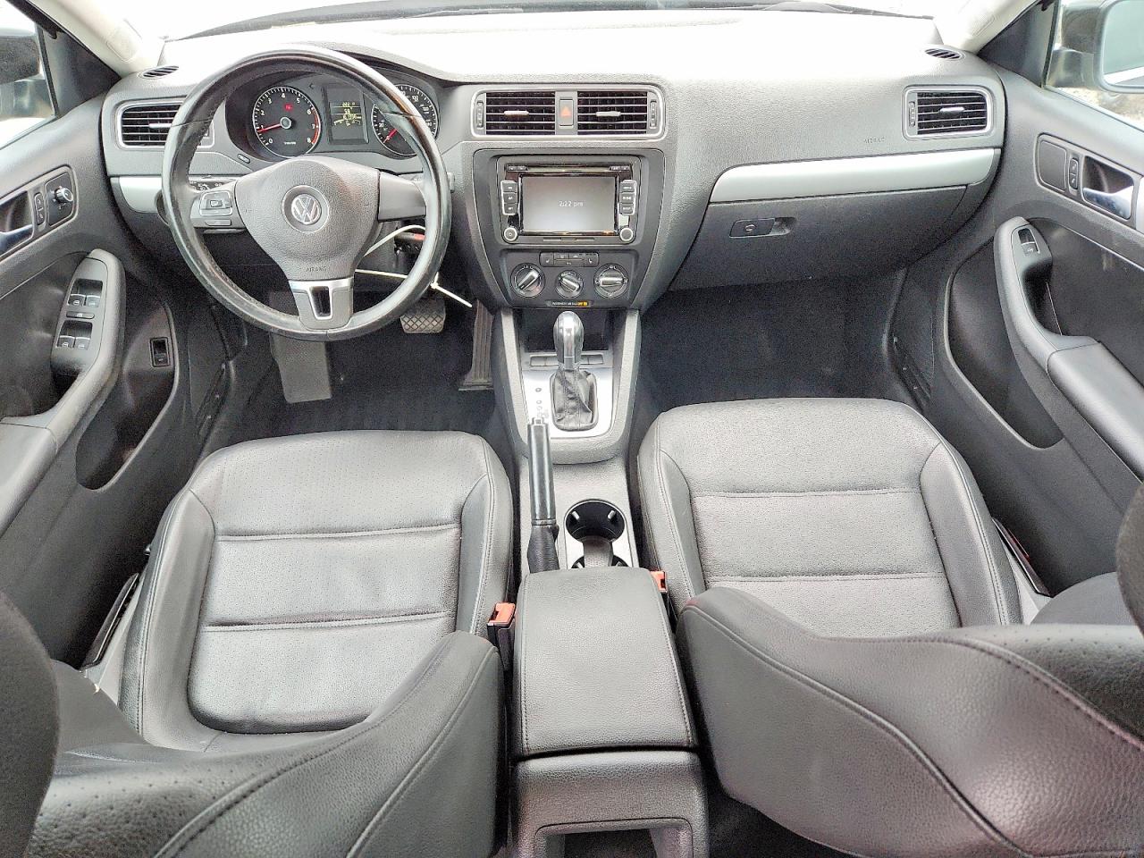 2013 VOLKSWAGEN JETTA SE photo 8