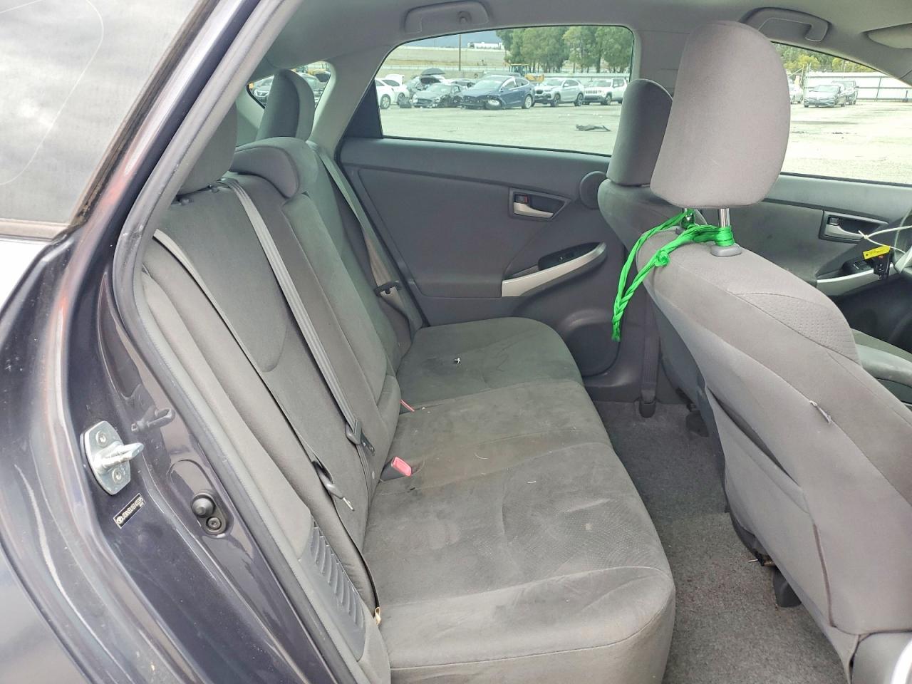 2011 TOYOTA PRIUS photo 10