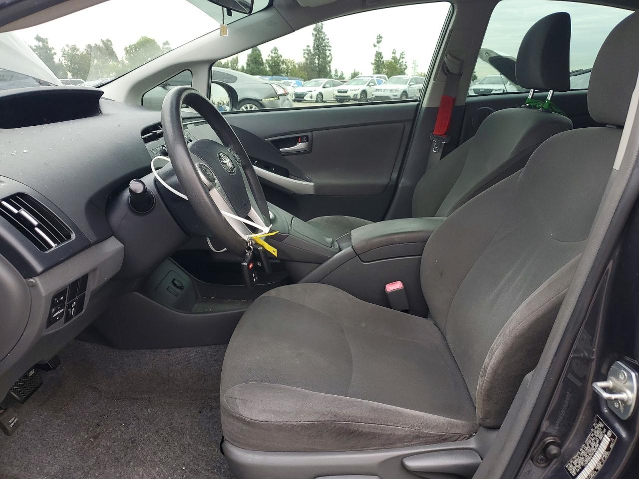 2011 TOYOTA PRIUS photo 7