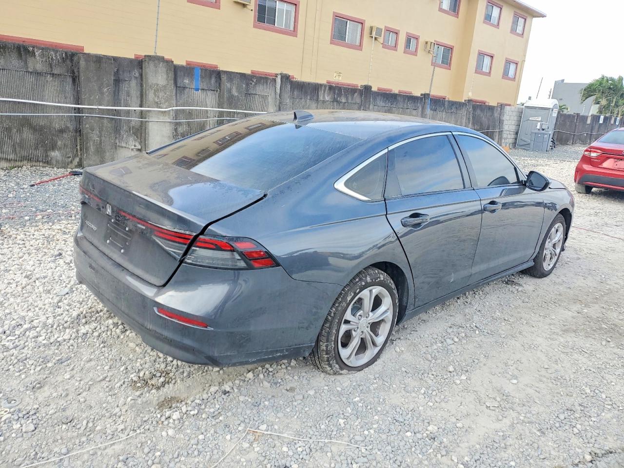 2025 HONDA ACCORD LX photo 5