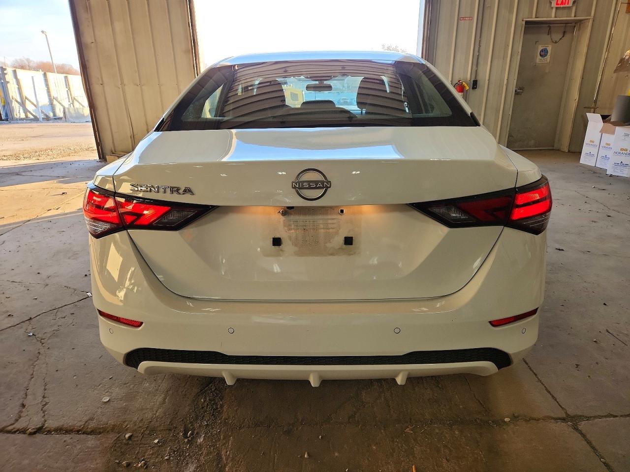2024 NISSAN SENTRA S photo 6