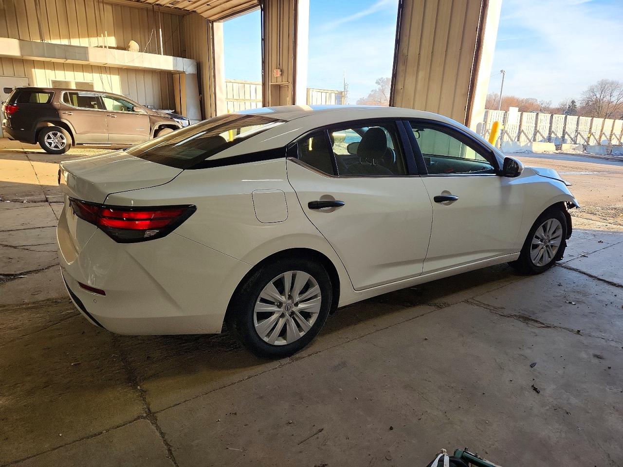 2024 NISSAN SENTRA S photo 3