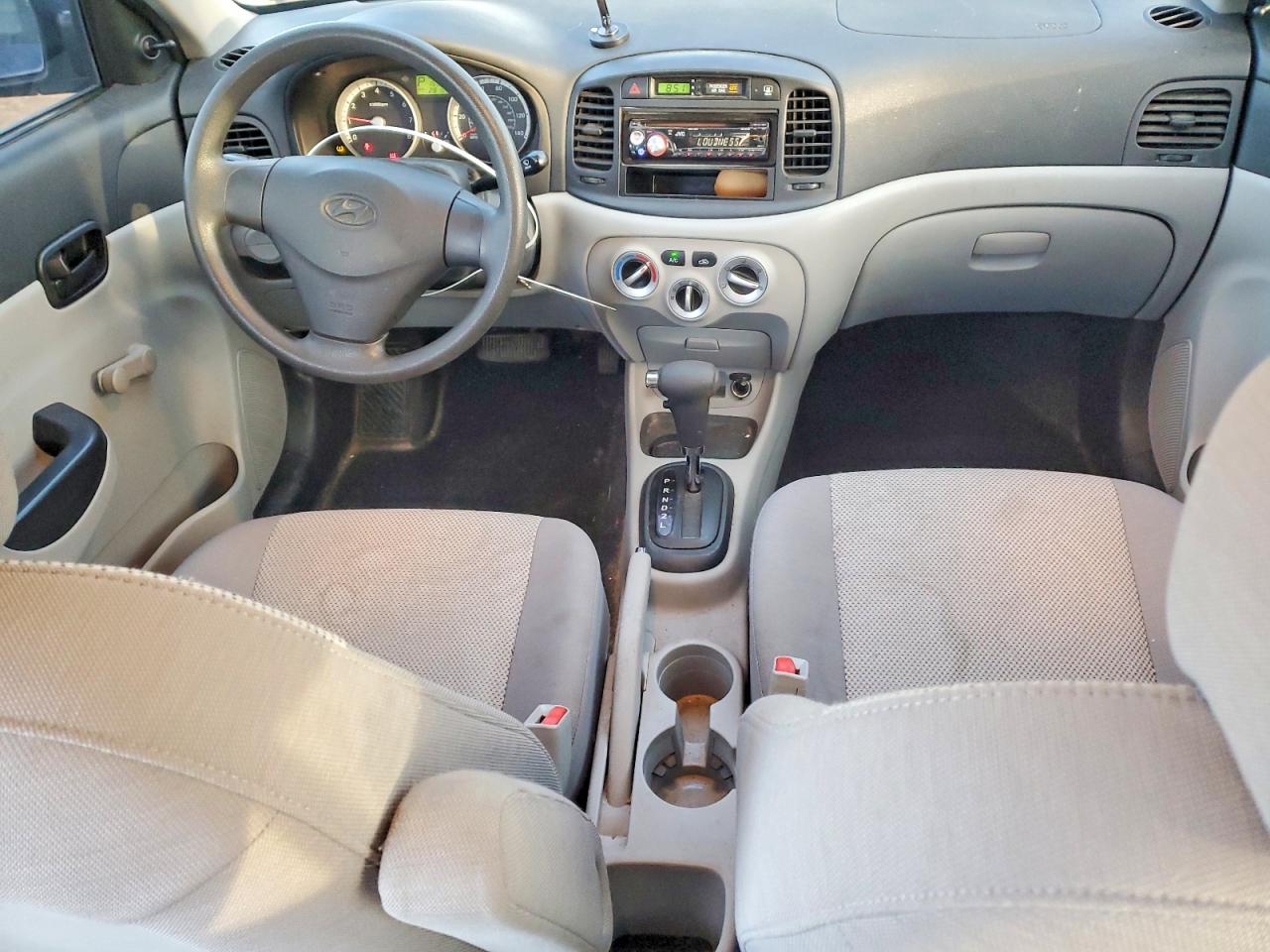 2009 HYUNDAI ACCENT GLS photo 8