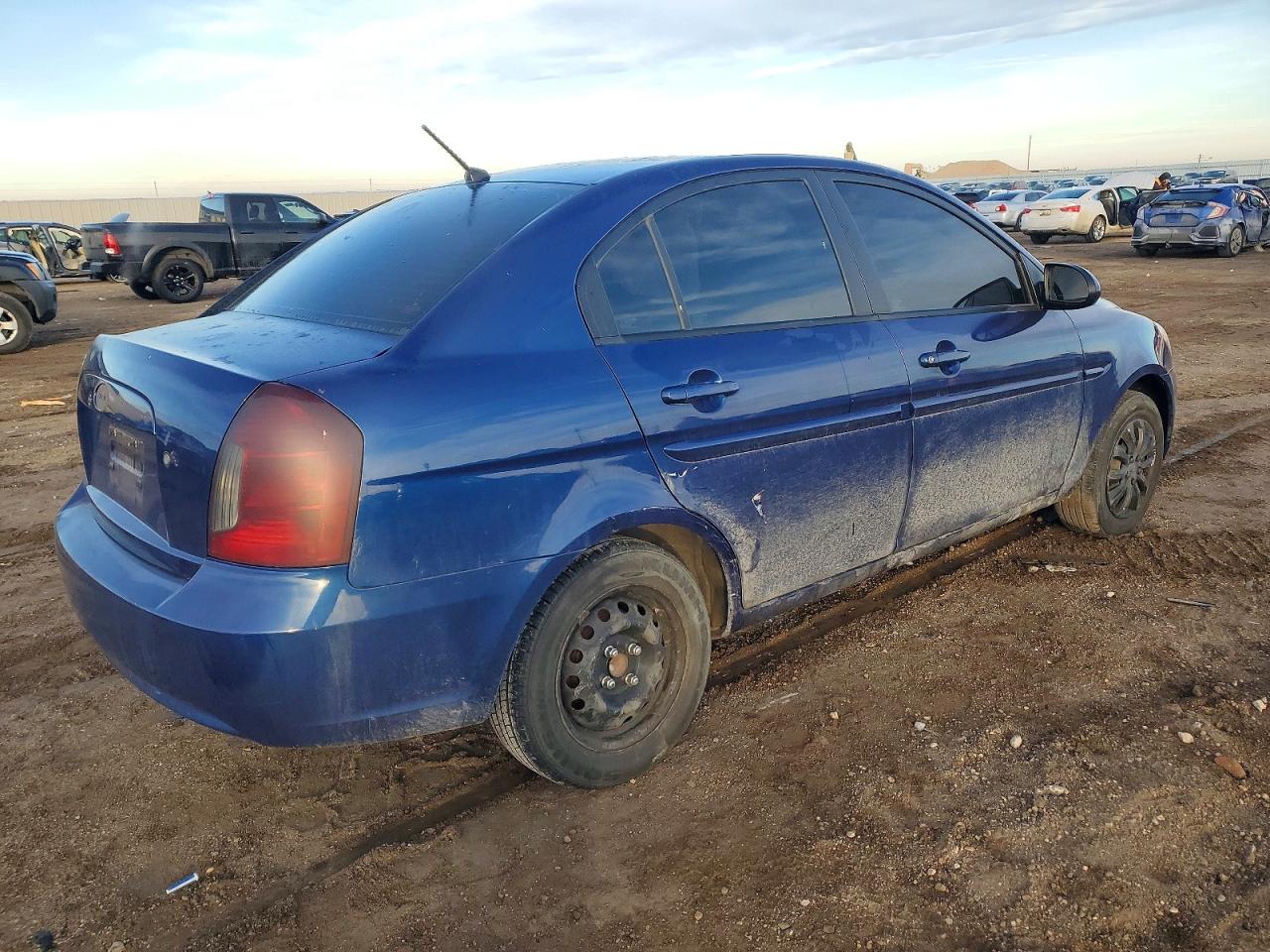 2009 HYUNDAI ACCENT GLS photo 3