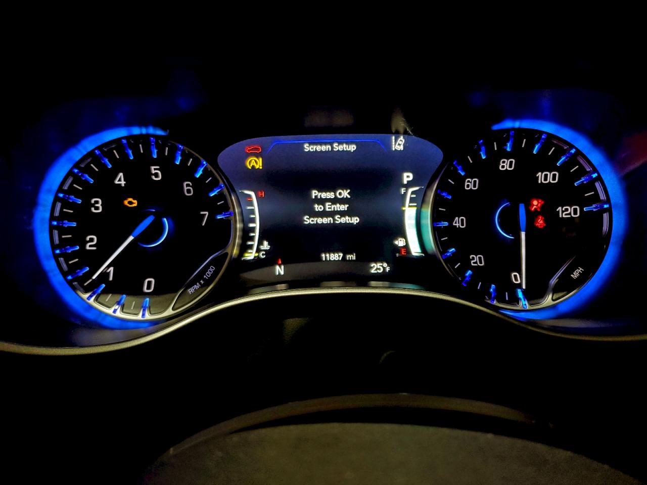 2025 CHRYSLER PACIFICA SELECT photo 9