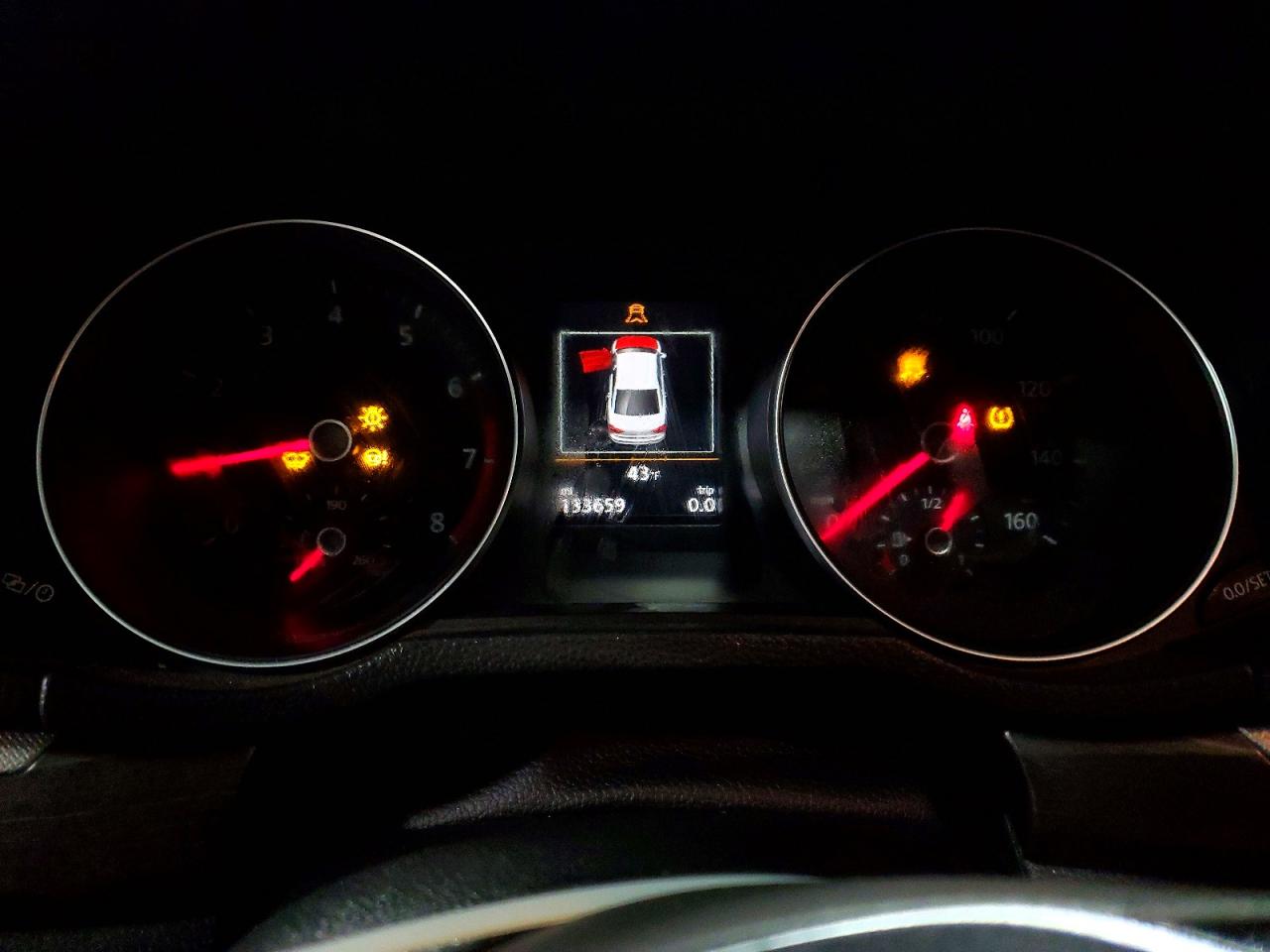 2017 VOLKSWAGEN PASSAT SE photo 9
