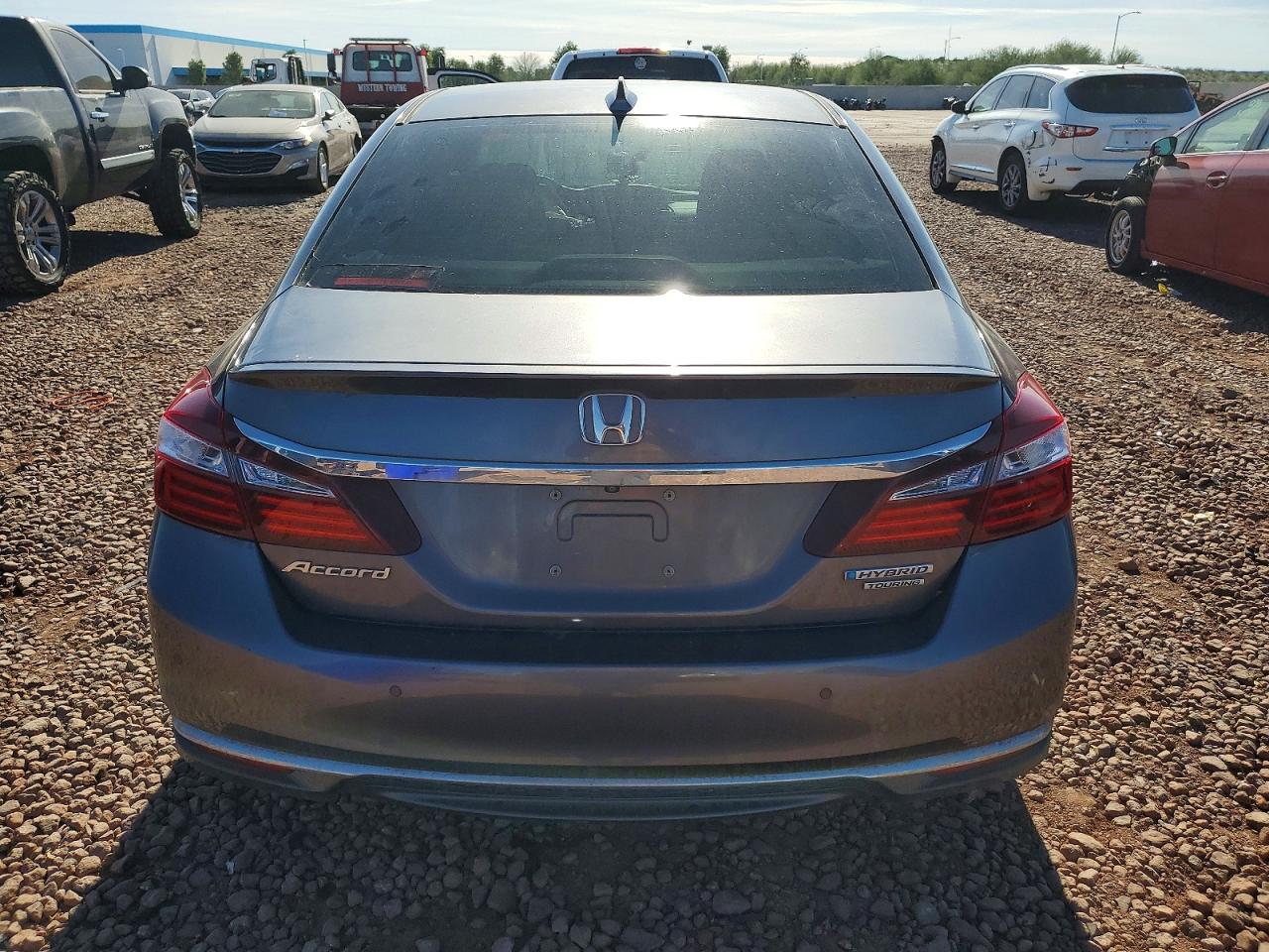 2017 HONDA ACCORD TOURING HYBRID photo 6