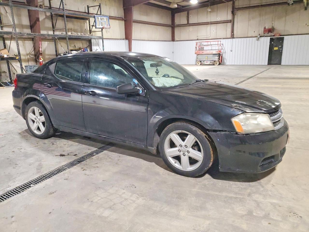 2013 DODGE AVENGER SE photo 4