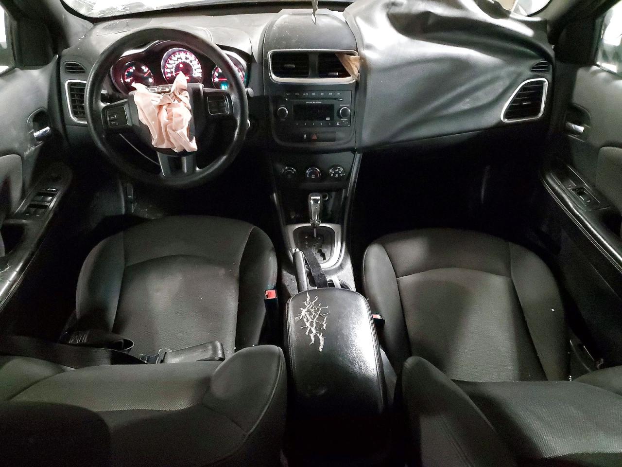 2013 DODGE AVENGER SE photo 8