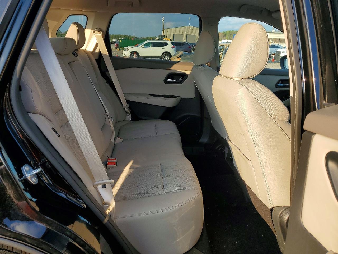 2025 NISSAN ROGUE SV photo 11