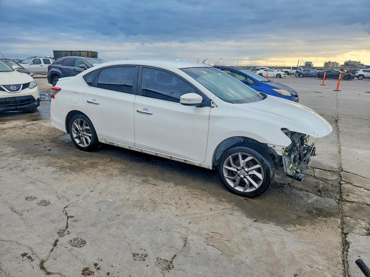 2015 NISSAN SENTRA S photo 4