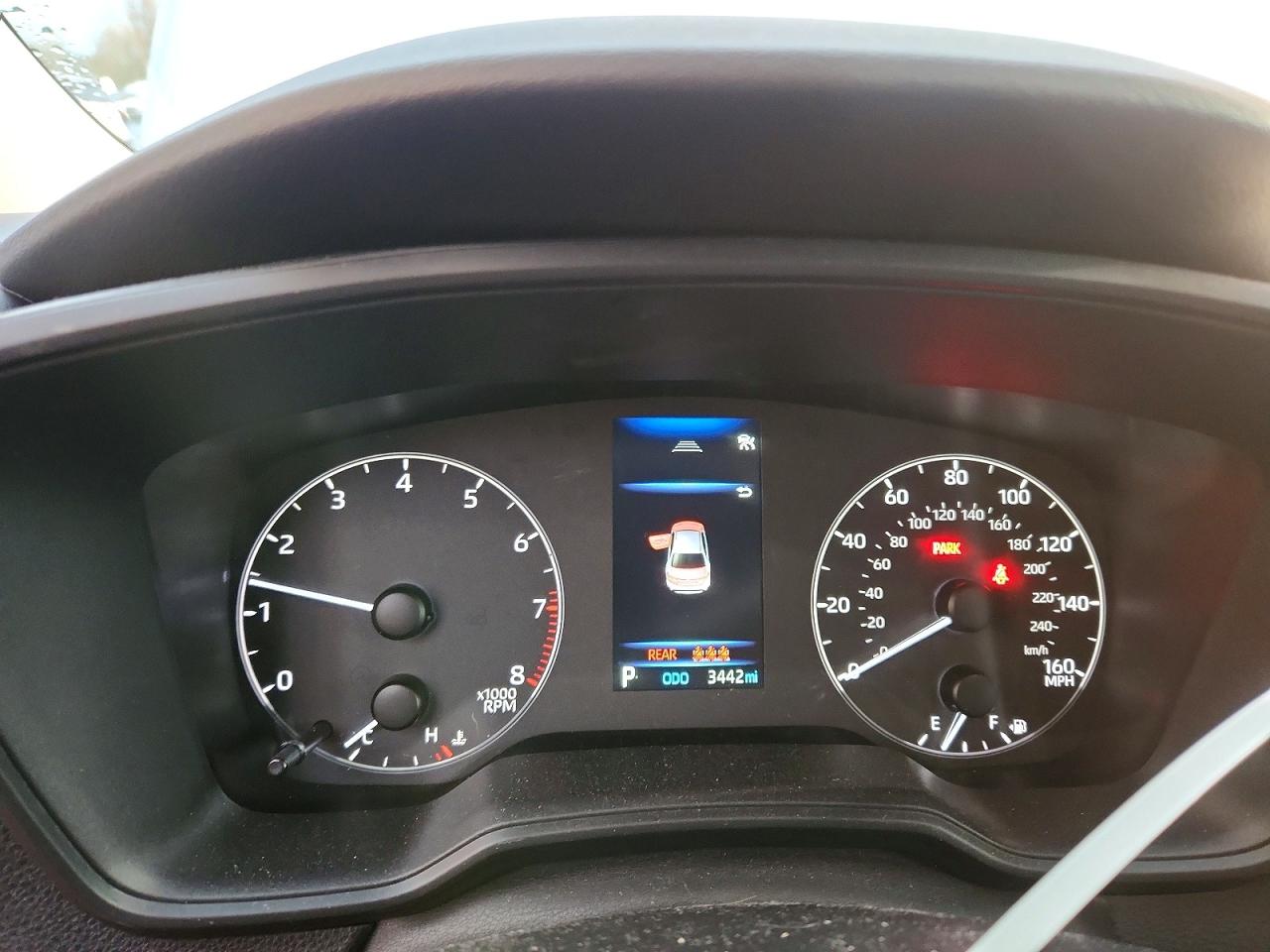 2025 TOYOTA COROLLA LE photo 9