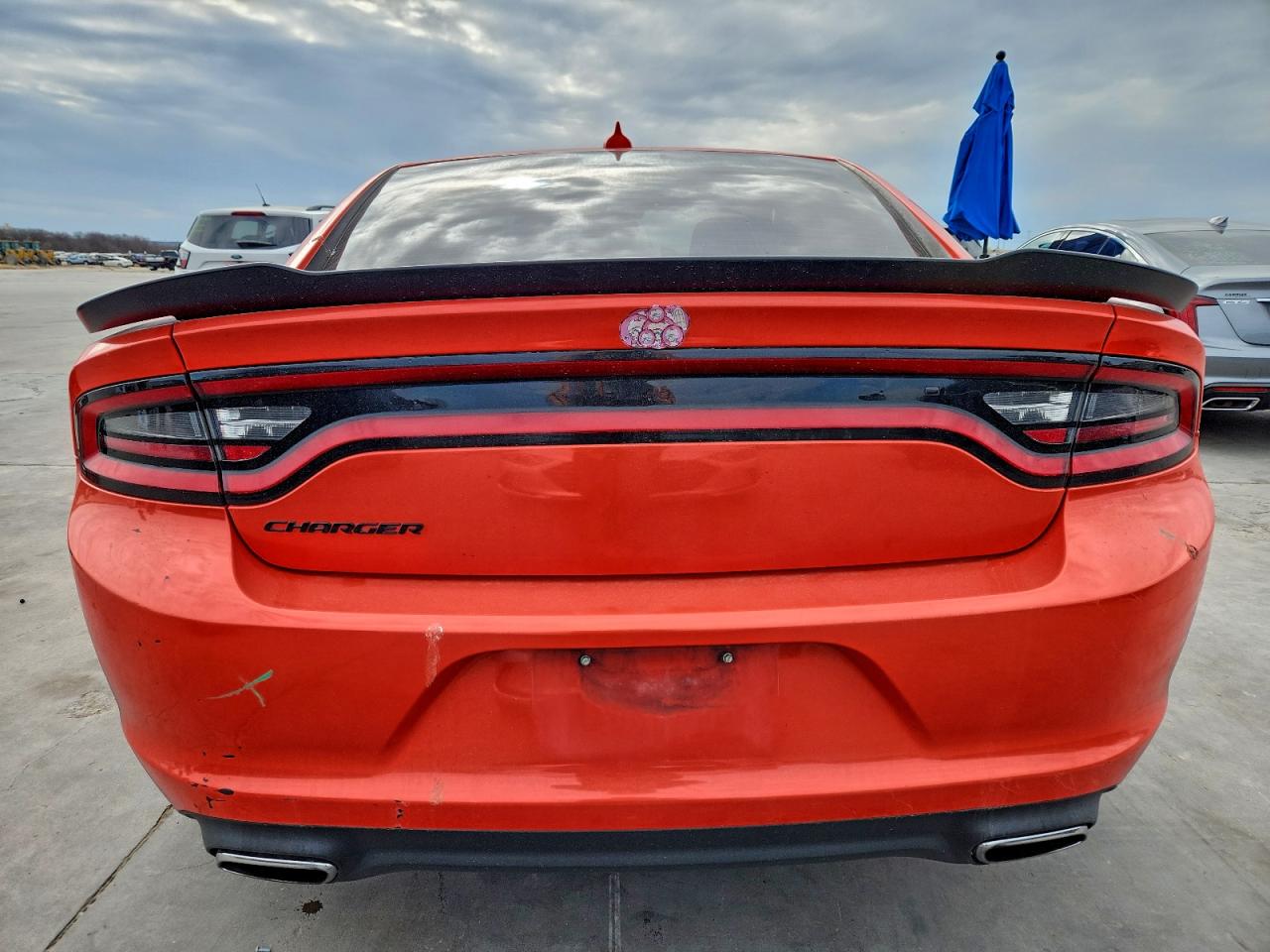 2017 DODGE CHARGER SXT photo 6