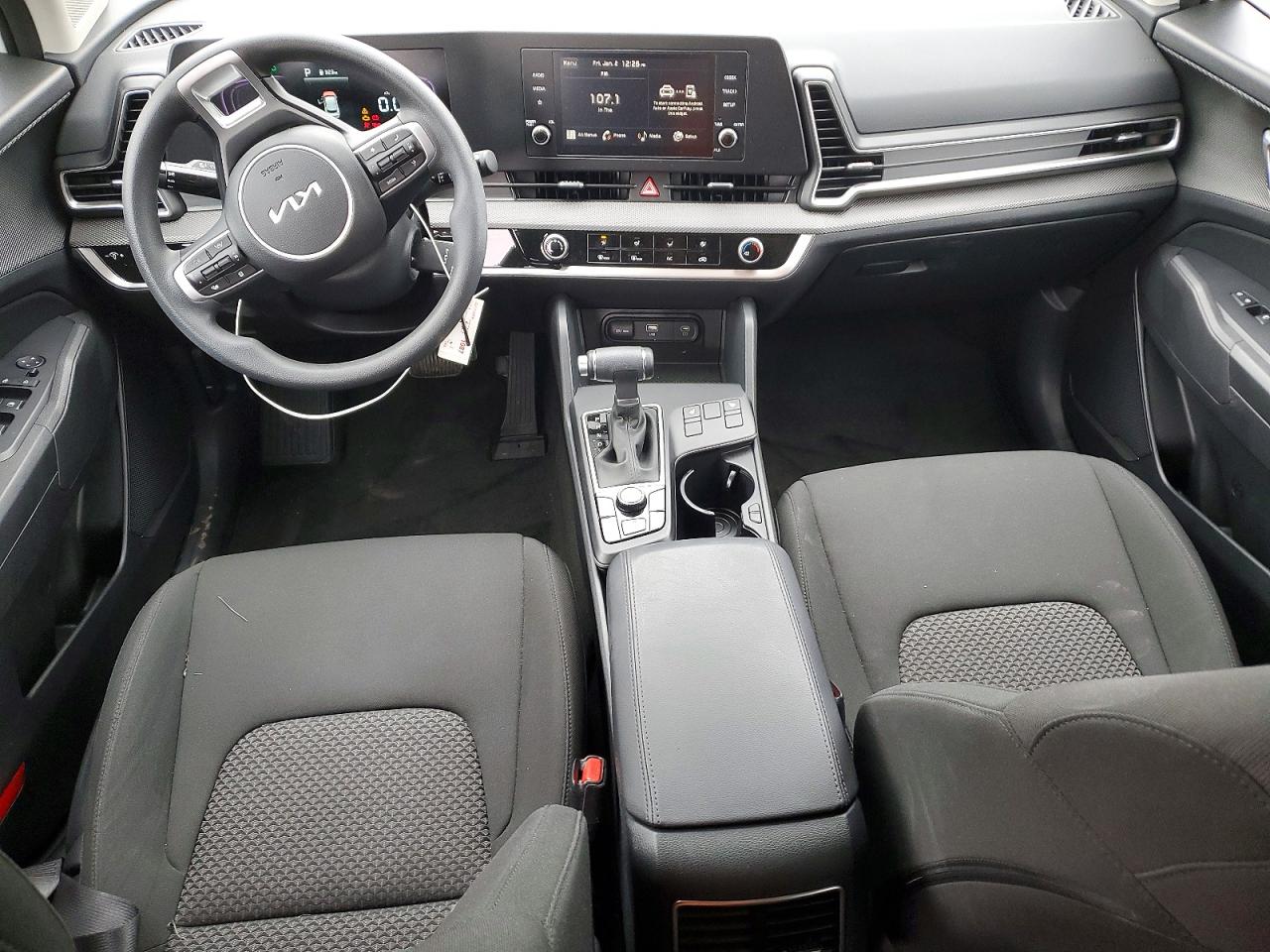 2025 KIA SPORTAGE LX photo 8