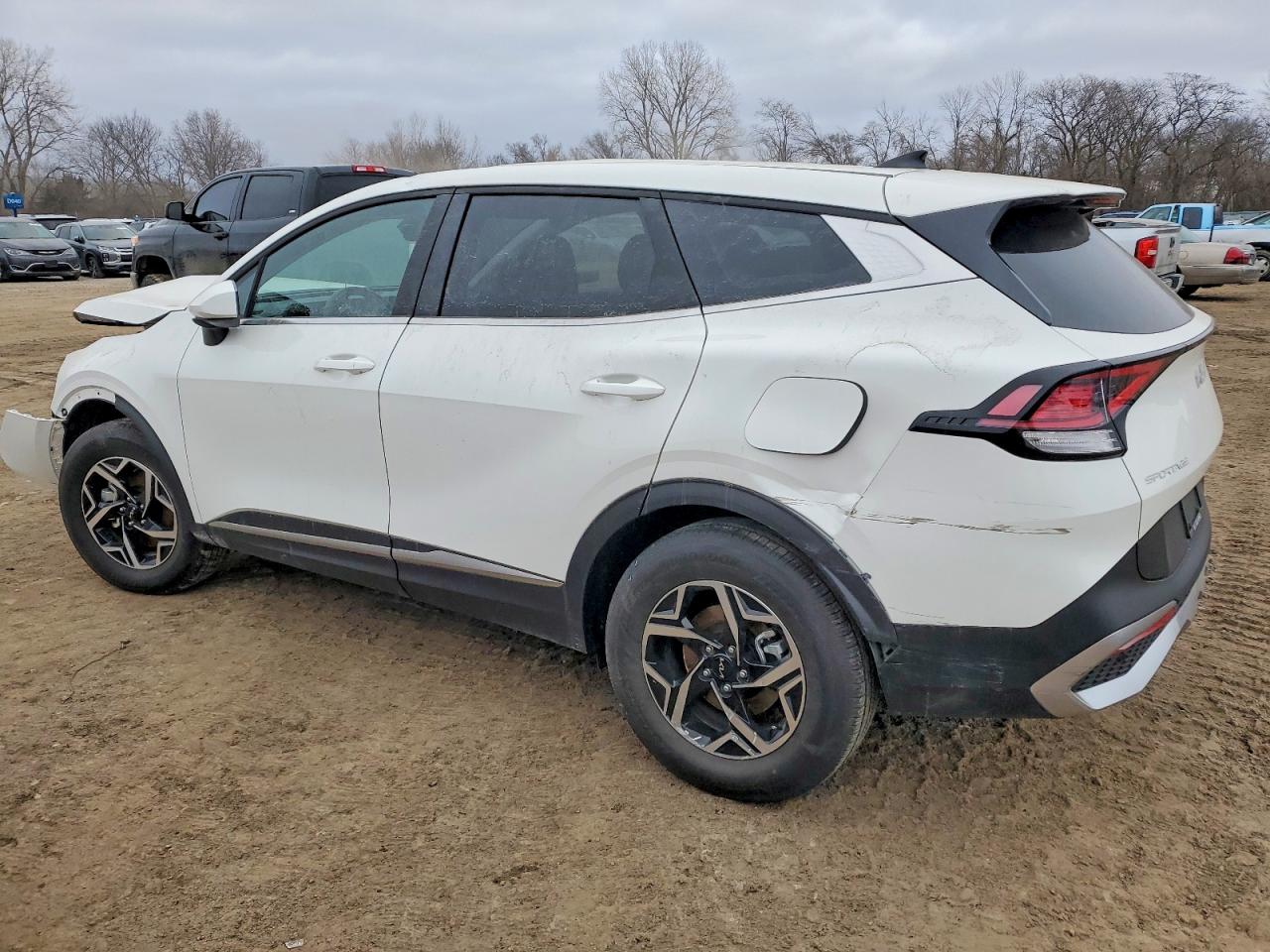 2025 KIA SPORTAGE LX photo 2
