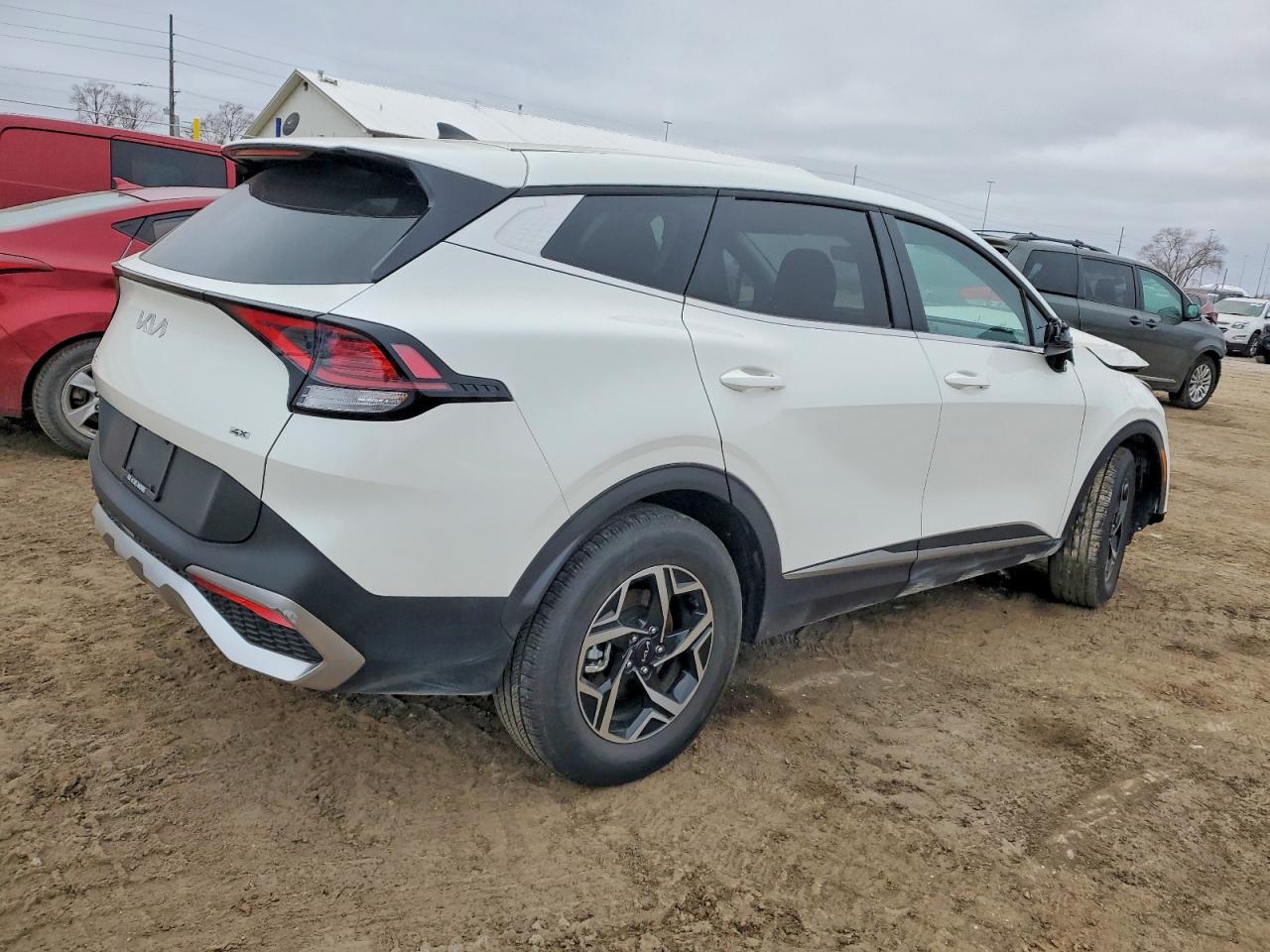 2025 KIA SPORTAGE LX photo 3