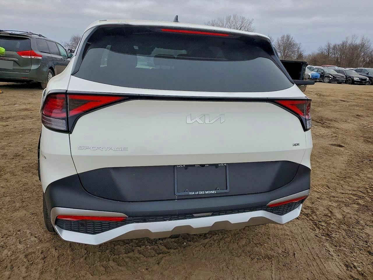 2025 KIA SPORTAGE LX photo 6