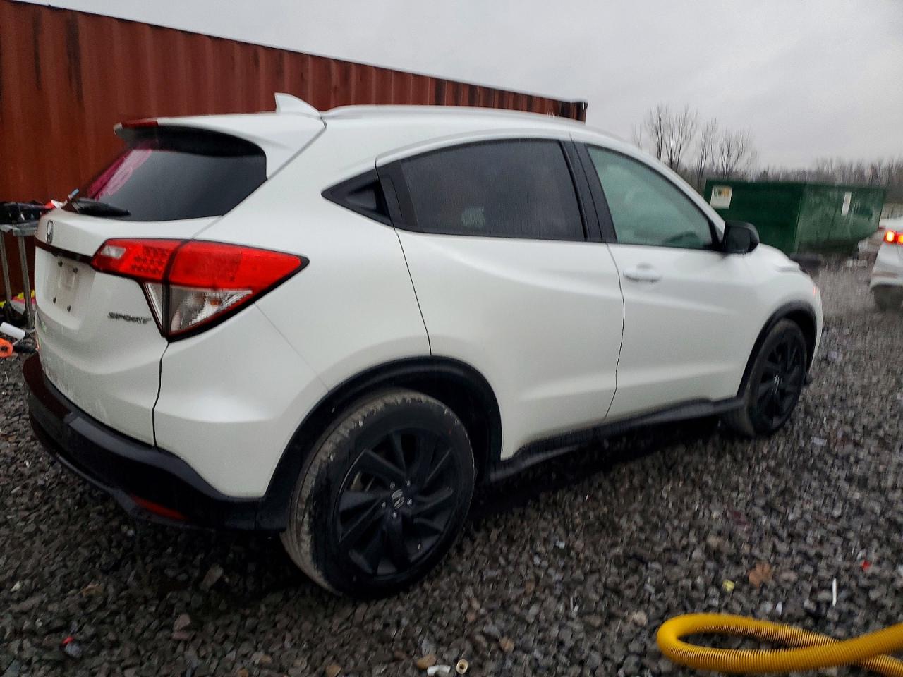 2021 HONDA HR-V SPORT photo 3