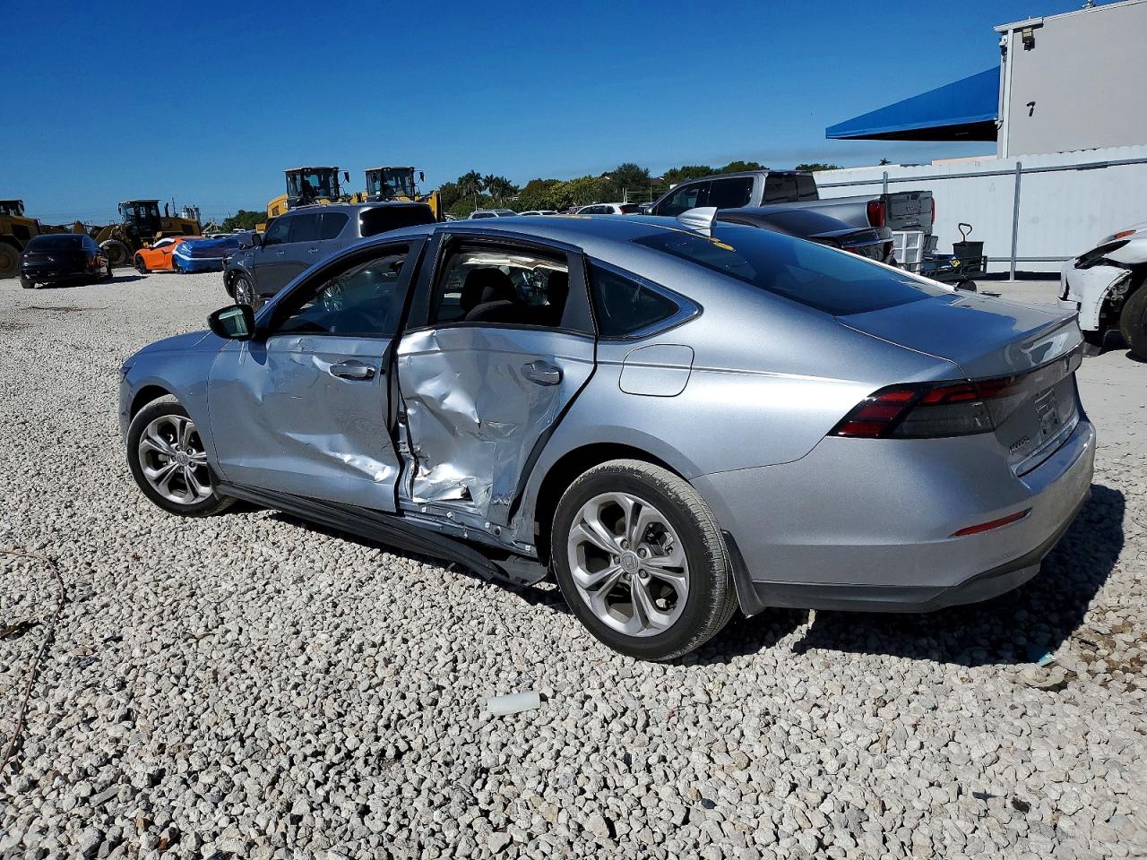 2025 HONDA ACCORD LX photo 2