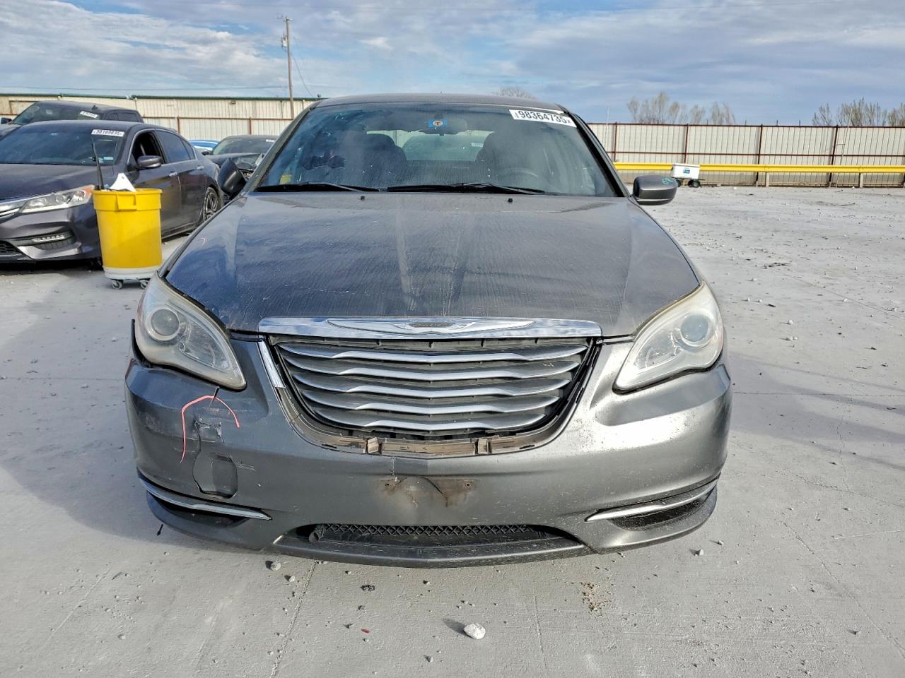2013 CHRYSLER 200 LX photo 5