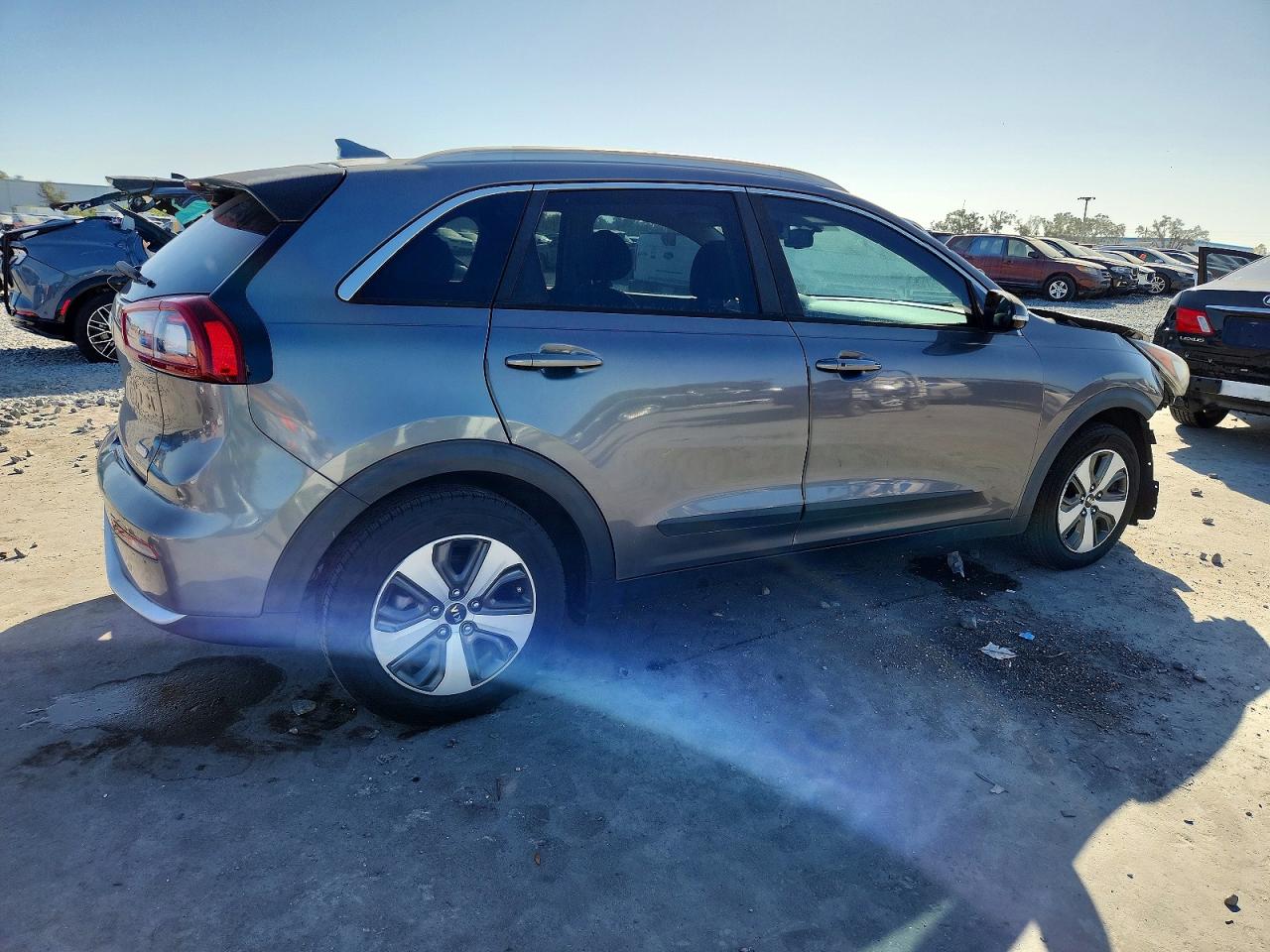 2018 KIA NIRO EX photo 5