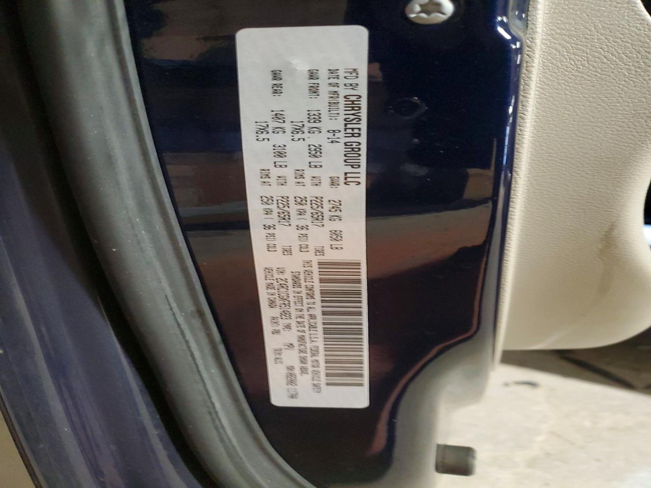 2015 CHRYSLER TOWN & COUNTRY TOURING L photo 13
