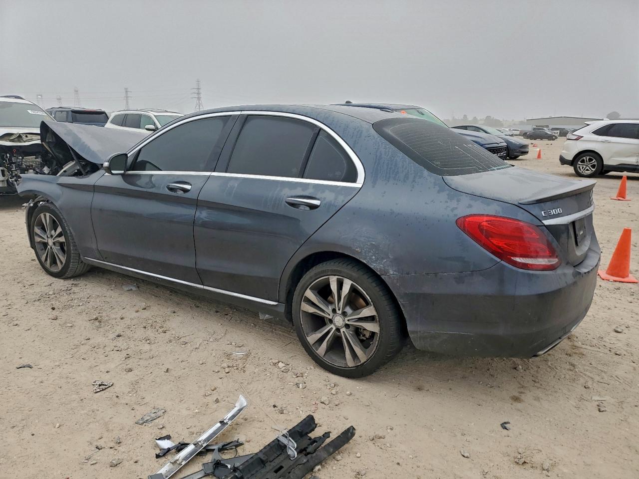 2015 MERCEDES-BENZ C 300 photo 2