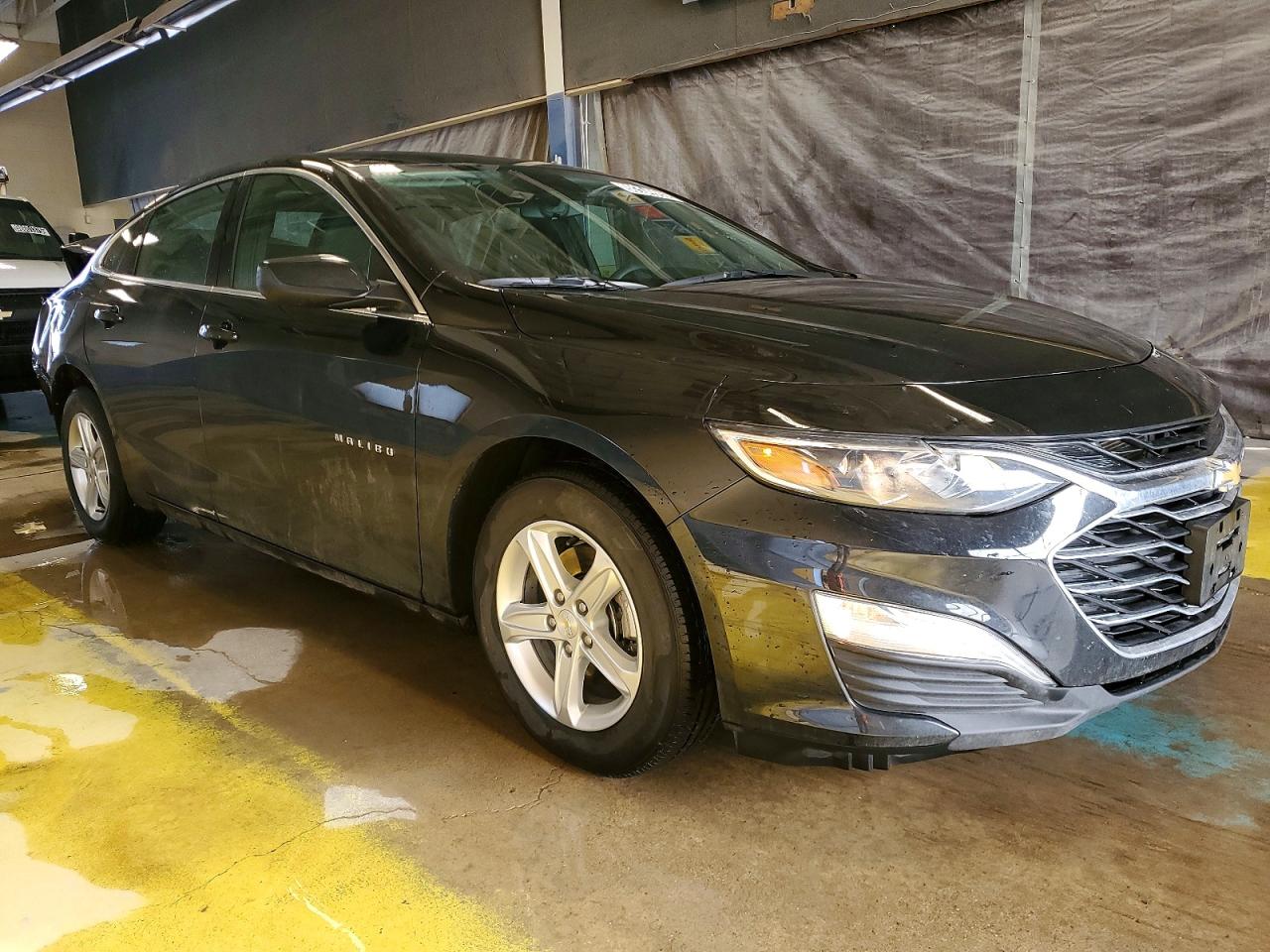 2024 CHEVROLET MALIBU LS photo 4