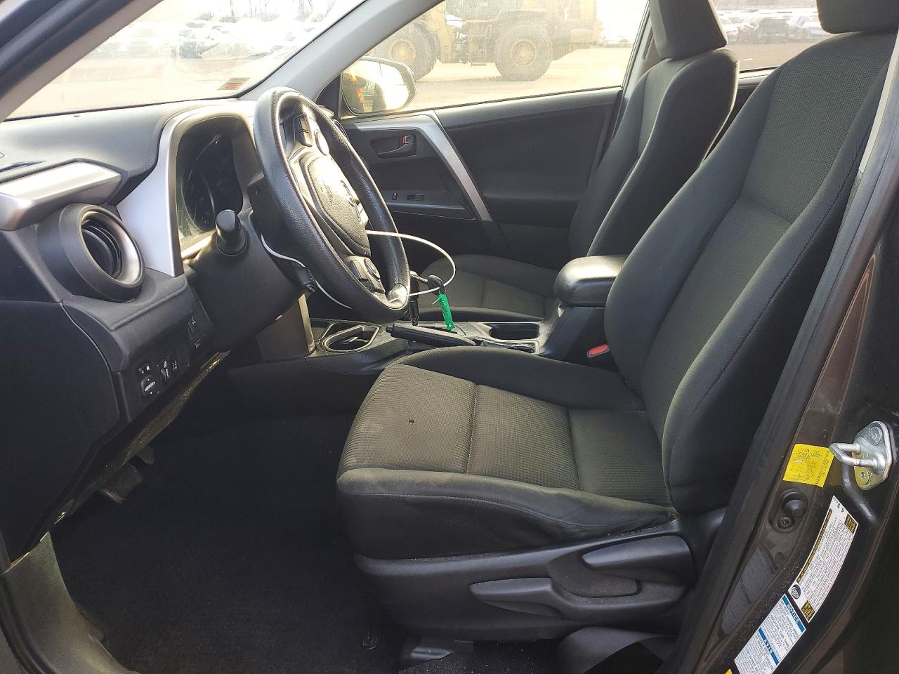 2017 TOYOTA RAV4 LE photo 7