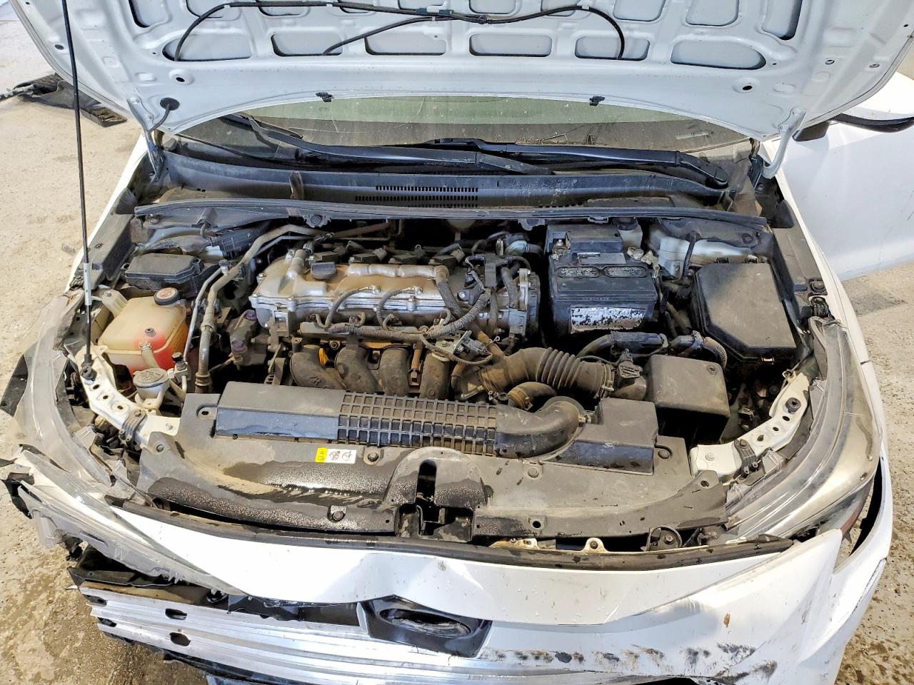 2021 TOYOTA COROLLA L photo 11
