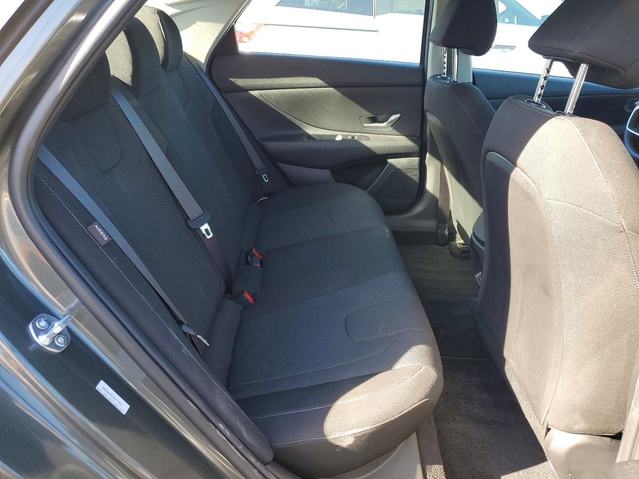 2025 HYUNDAI ELANTRA SE photo 10