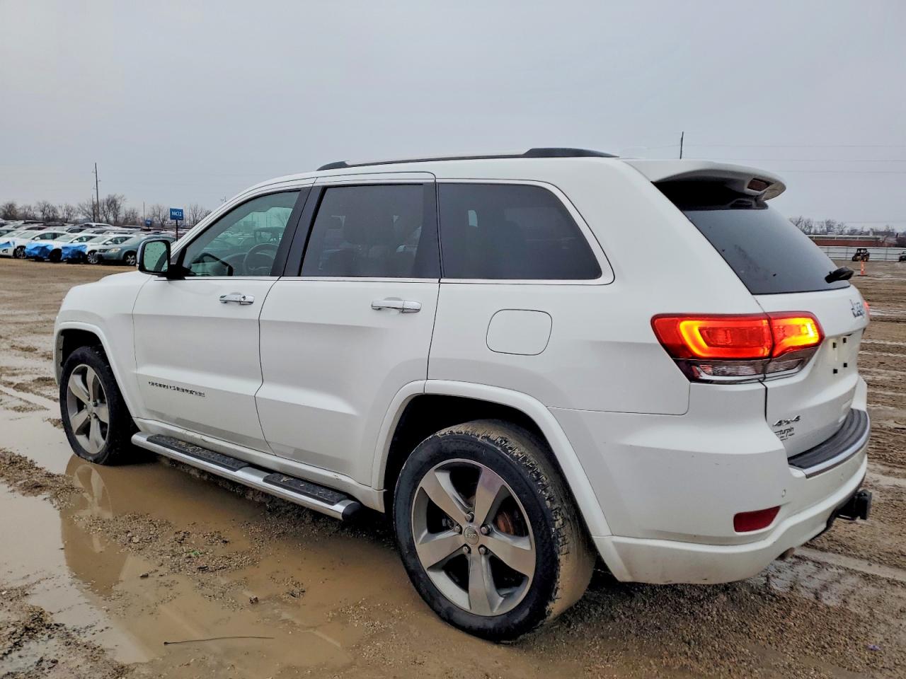 2014 JEEP GRAND CHEROKEE OVERLAND photo 2