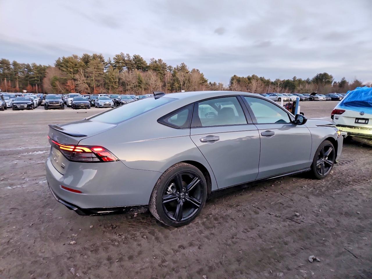 2025 HONDA ACCORD HYBRID SPORT-L photo 3
