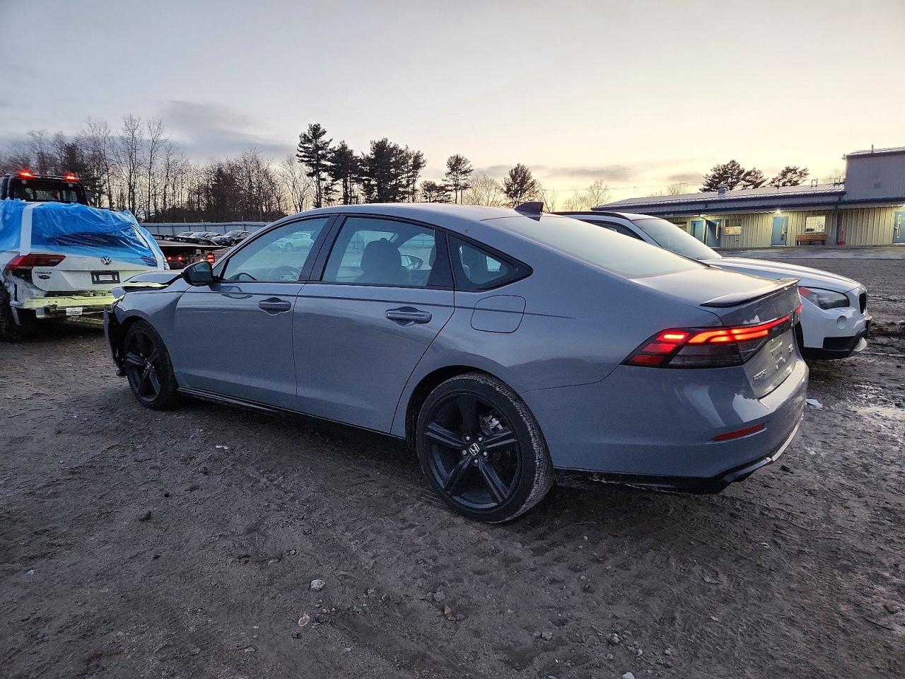 2025 HONDA ACCORD HYBRID SPORT-L photo 2