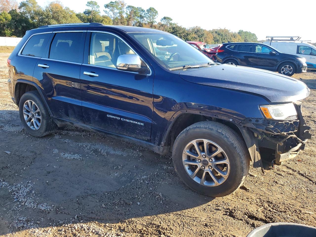 2015 JEEP GRAND CHEROKEE LIMITED photo 4