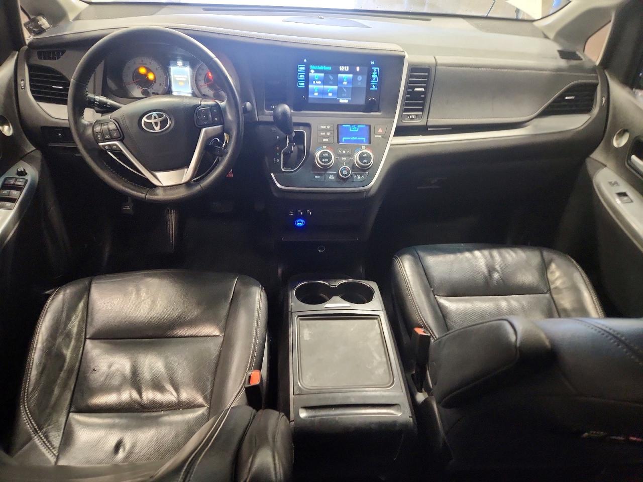 2015 TOYOTA SIENNA SPORT photo 8