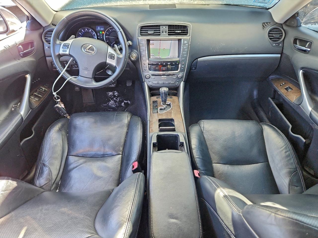 2012 LEXUS IS 250 photo 8