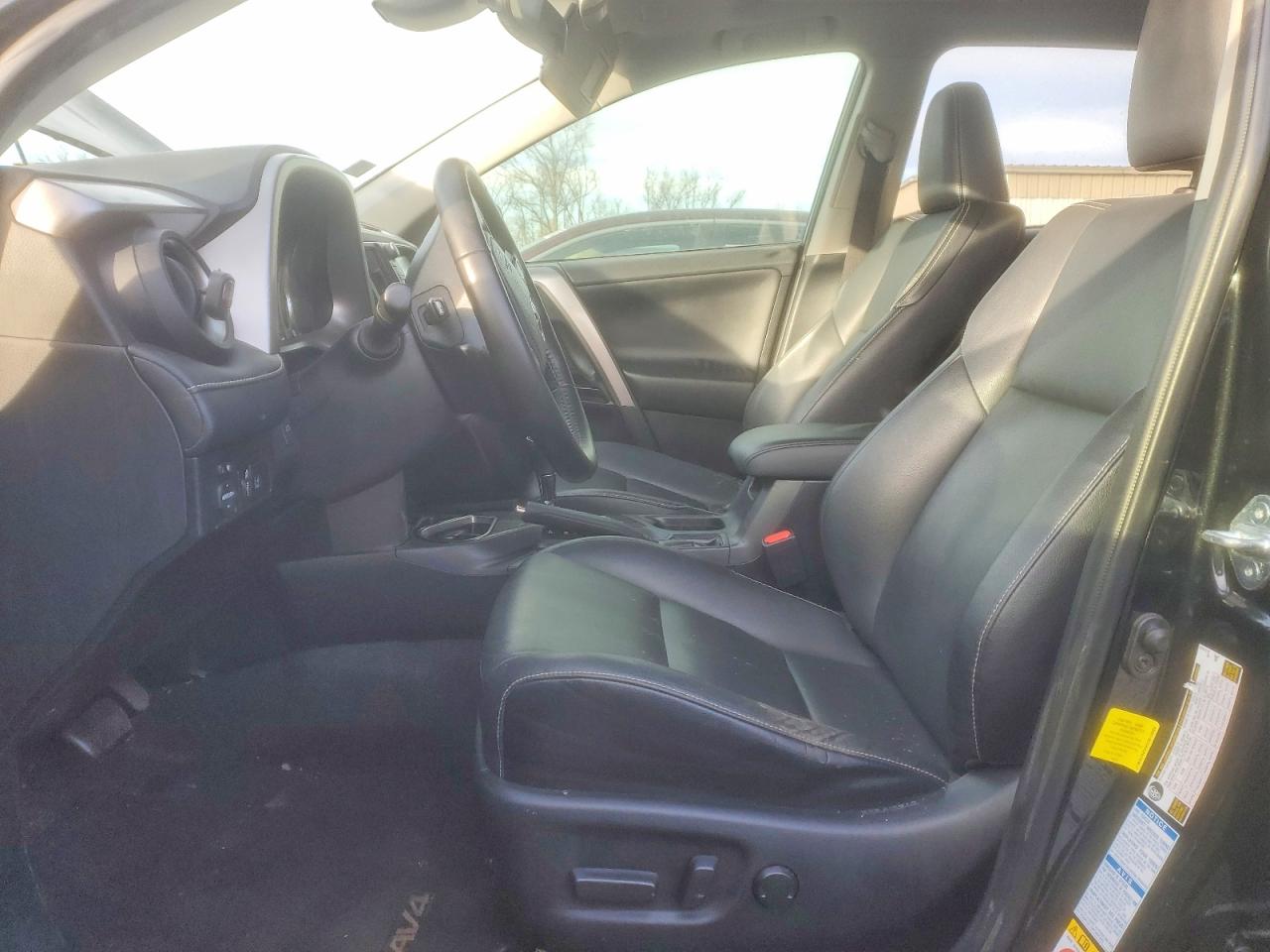 2016 TOYOTA RAV4 HV LIMITED photo 7