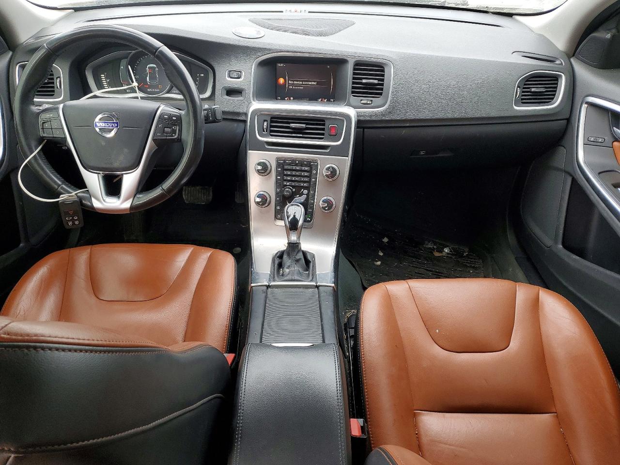 2018 VOLVO S60 PREMIER photo 8