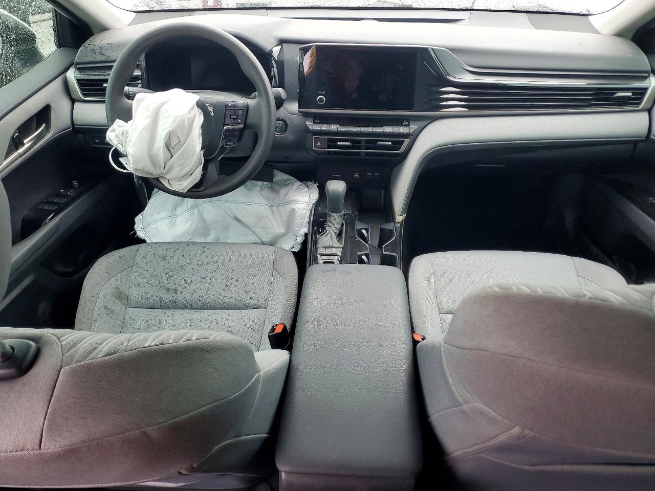 2025 TOYOTA CAMRY XSE photo 8
