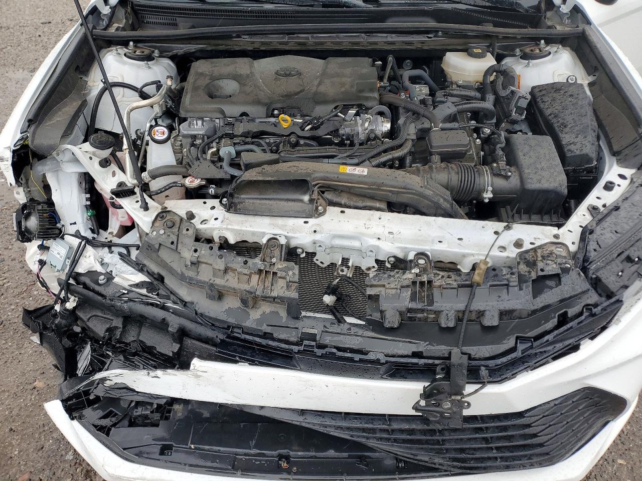 2025 TOYOTA CAMRY XSE photo 11