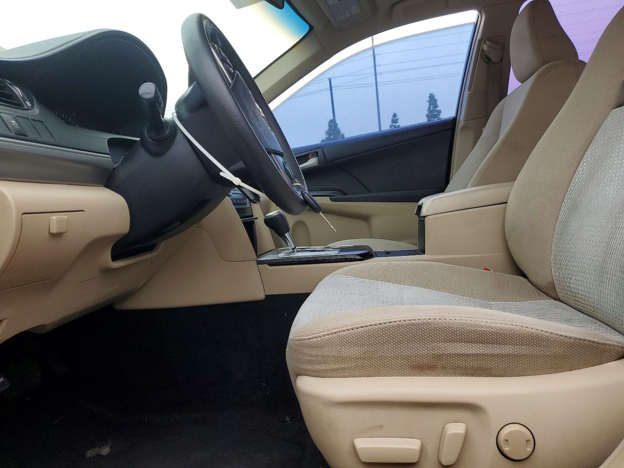 2012 TOYOTA CAMRY BASE photo 7