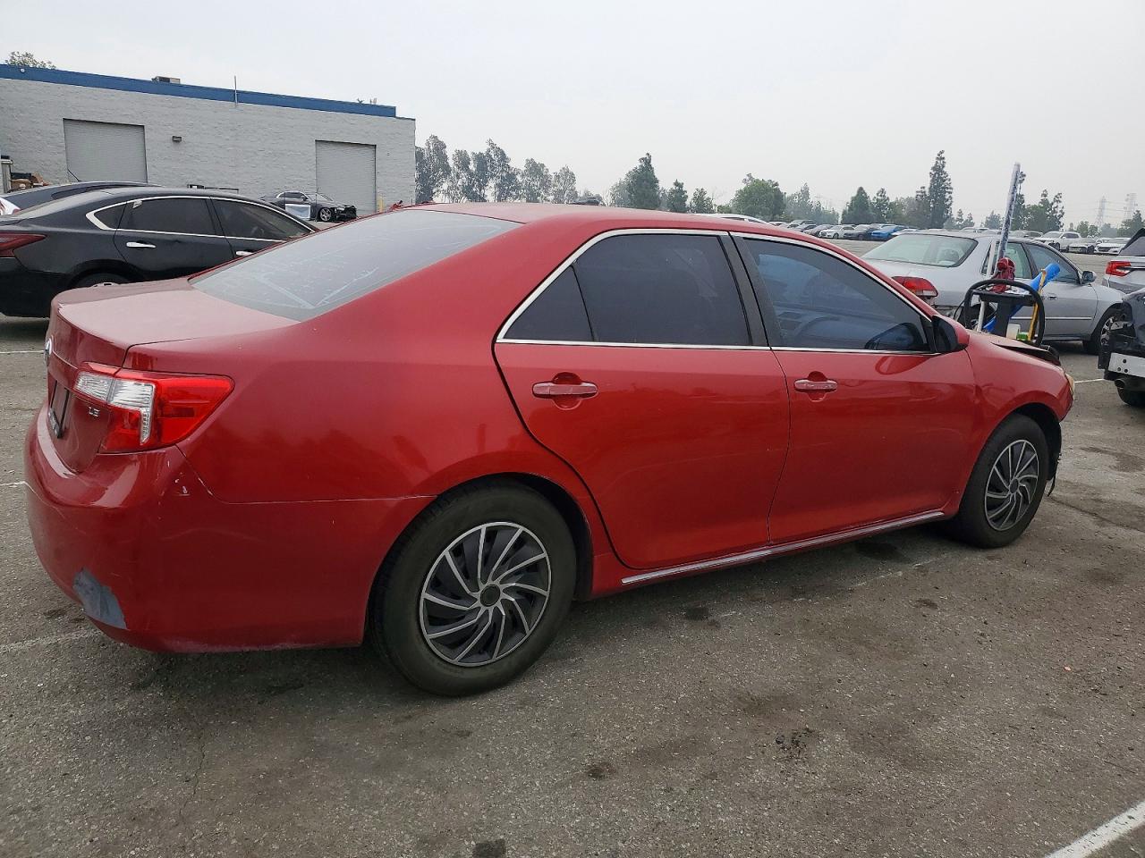 2012 TOYOTA CAMRY BASE photo 3