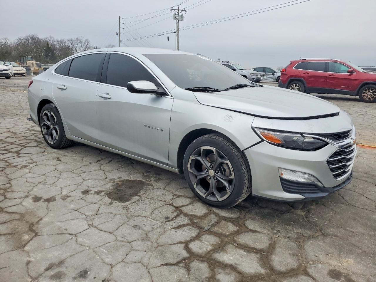 2020 CHEVROLET MALIBU LT photo 4