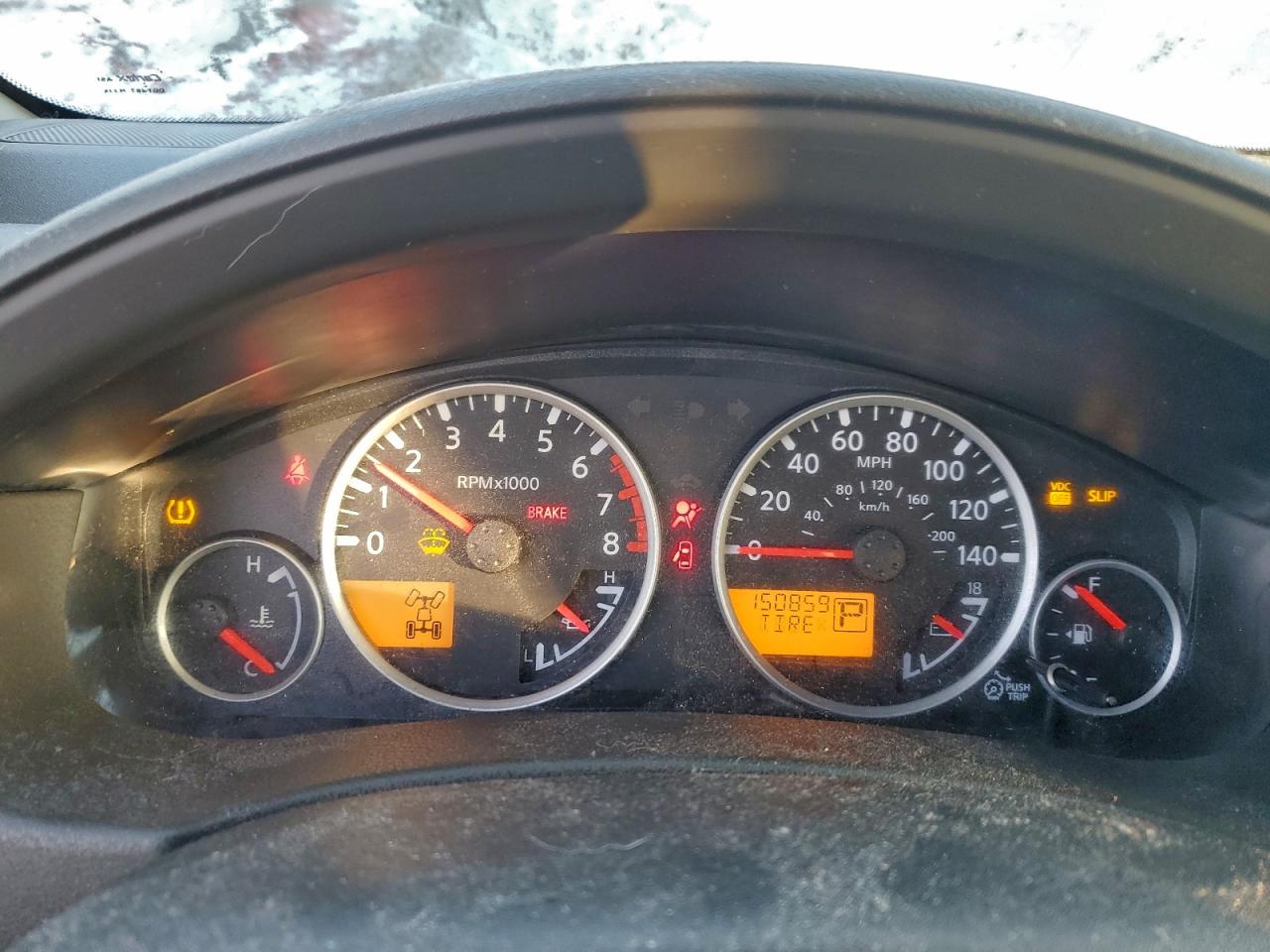 2011 NISSAN PATHFINDER S photo 9